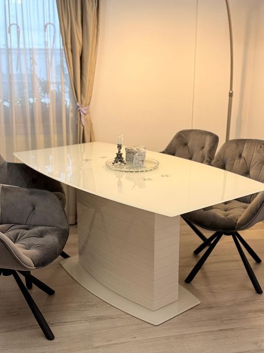 Masa sticlă securizata