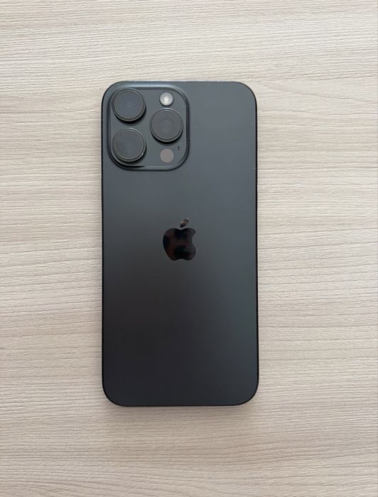 Продам iPhone 15 Pro Max 256 ГБ.