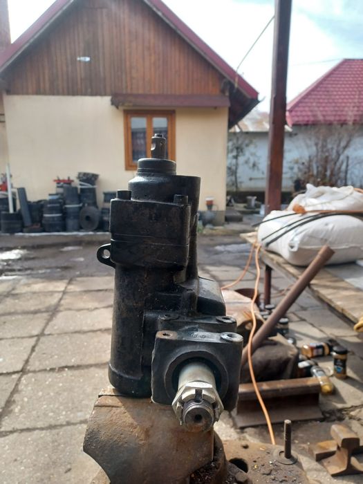 Caseta hidraulica pentru Aro