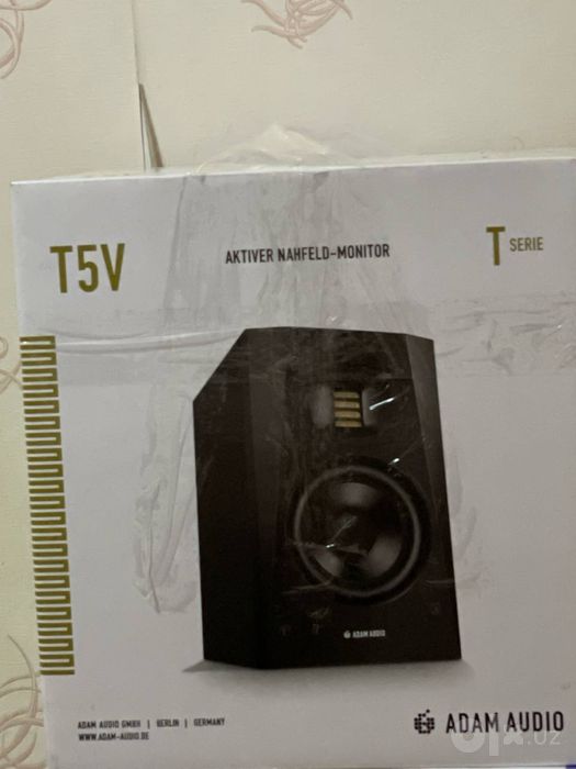 Adam t5v Студиний монитор