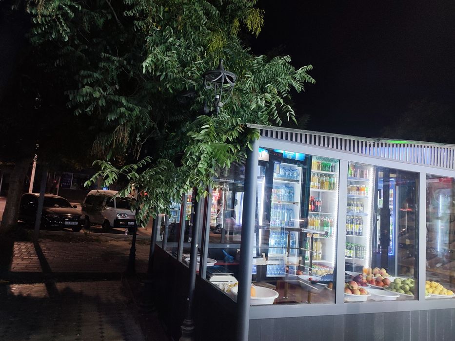 Akfa butka Surochni sotiladi xolati yap yangi 2.5 ga 3.5