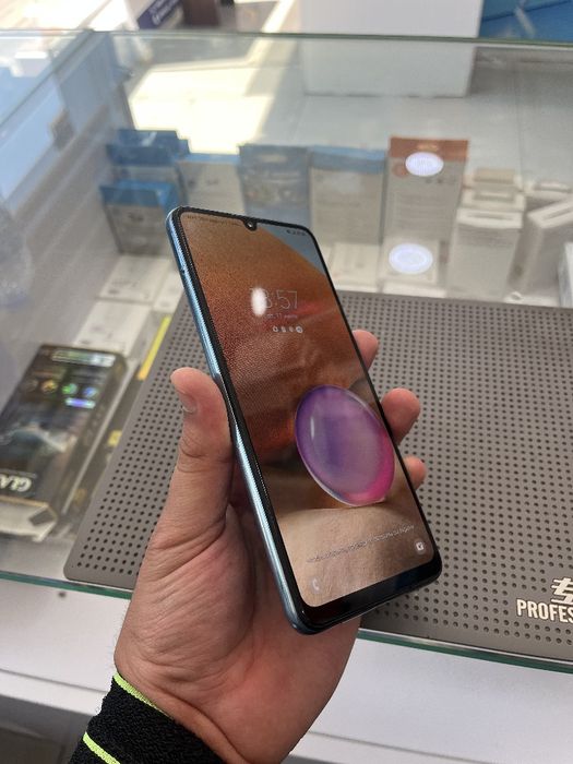 Samsung A32. 4/64