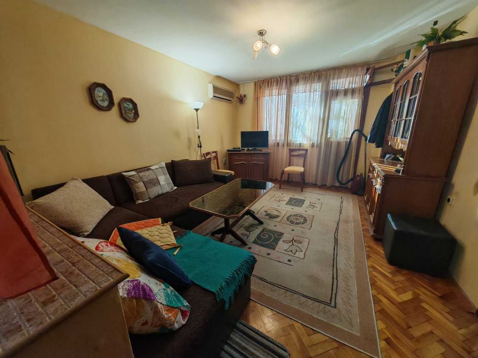 Продава се Двустаен апартамент в Бургас, Възраждане - 59 кв.м за 1865 €/кв.м - Снимка #1
