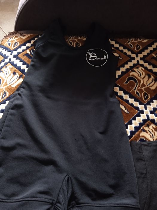 Продам футболку и форму