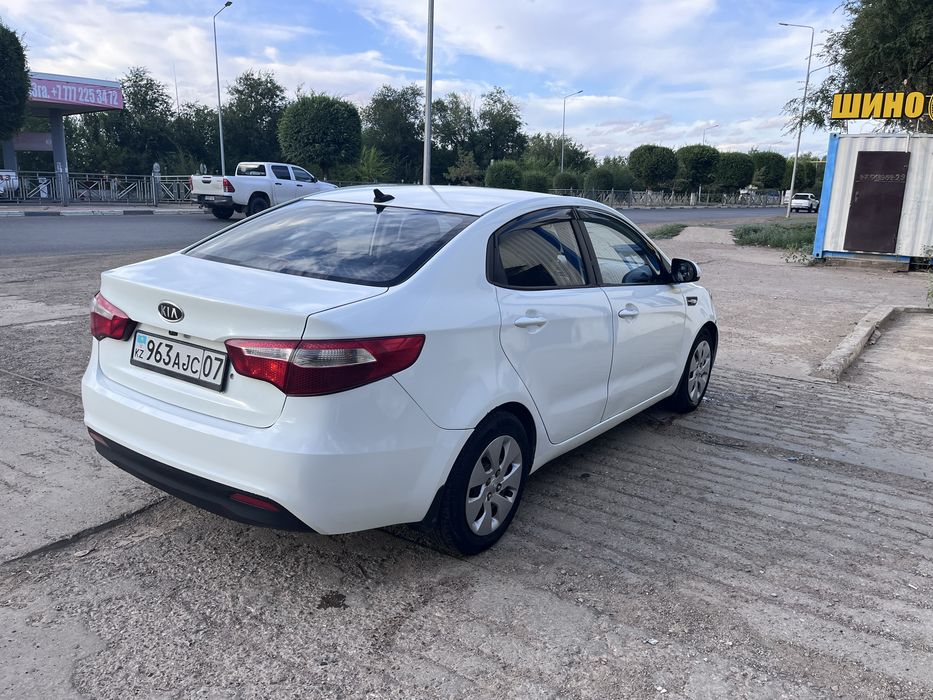 Киа рио kia rio 2012г