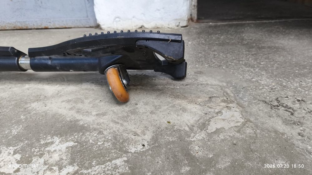 Vând waveboard in stare de funcționare