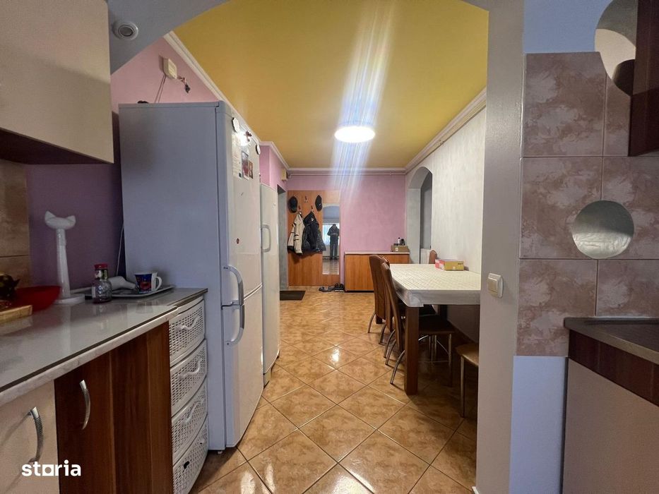 Apartament 2 camere 50mp zona Crisan mobilat — fotografia 1