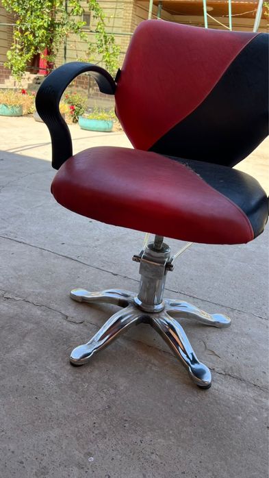 кресло парикмахерское