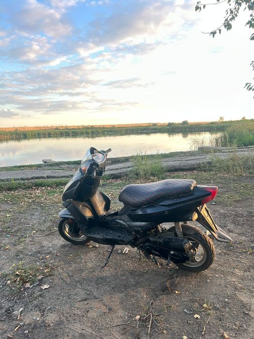 Продам мопед состояние сел поехал
