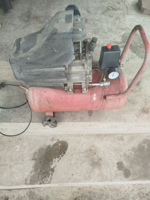 Продам компрессор