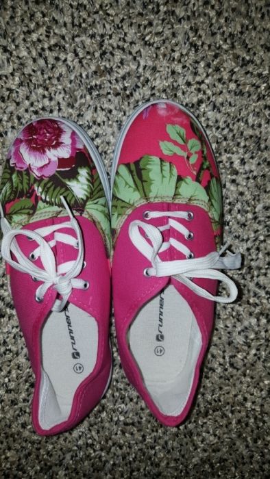 Дамски гуменки