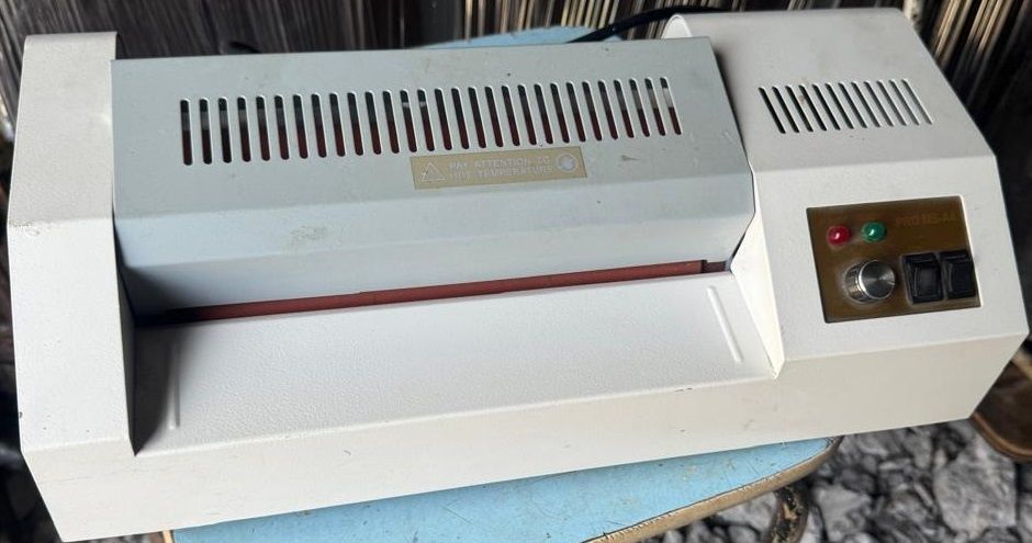 Ламинатор продам