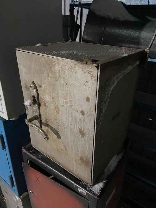 Сейф / Seif  в наличии