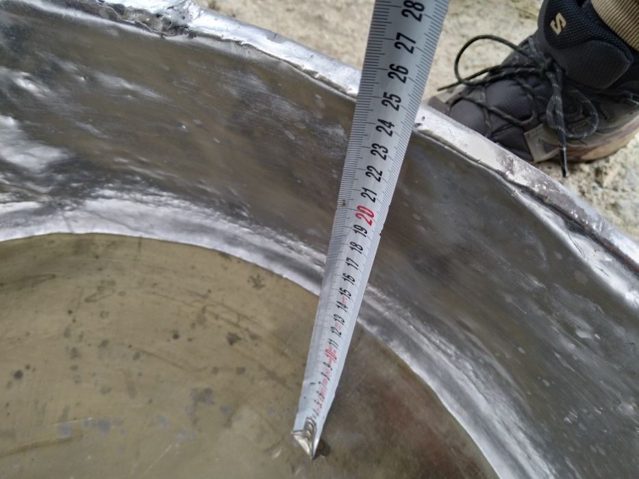 Продавам огромна медна бакърена тава за лютеница и петмез Антикварна