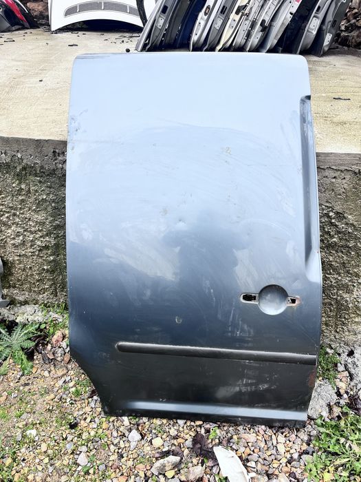 Задна дясна врата странична volkswagen caddy 2003-2015