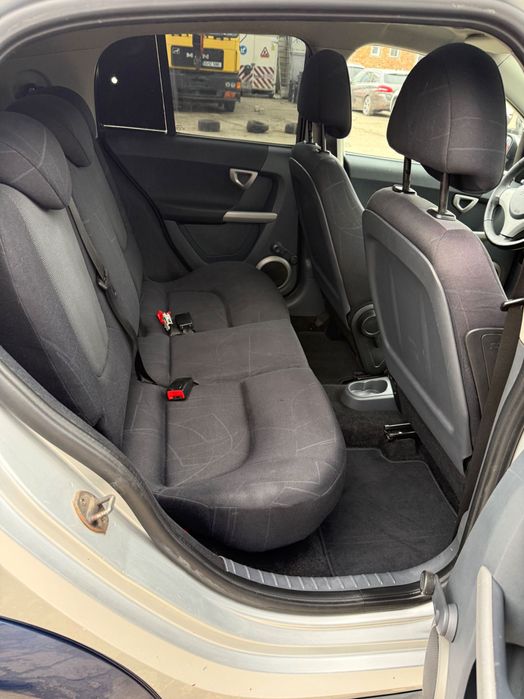 Vând smart forfour 1.5 diesel automat