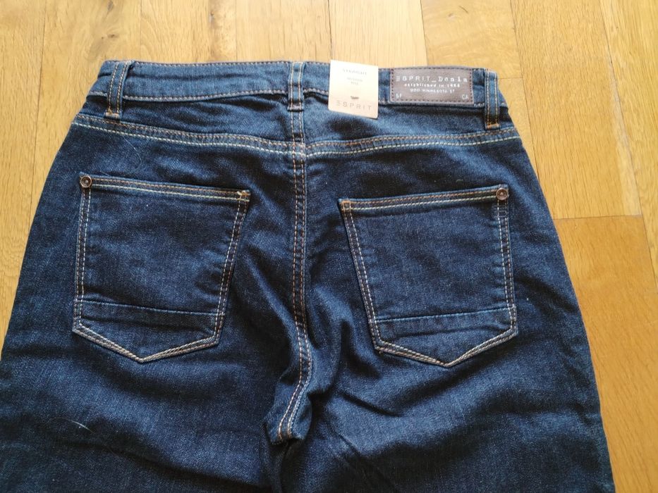 Нови, тъмносини дънки Esprit W26 L32