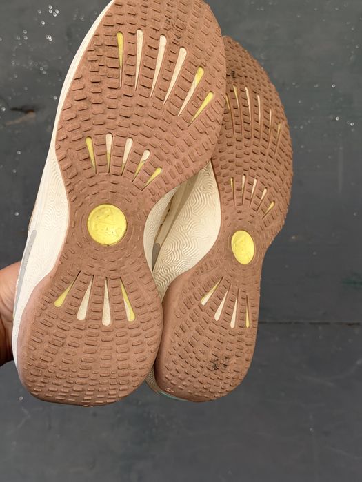 Кроссовки Peak 38-39 р стелька 25