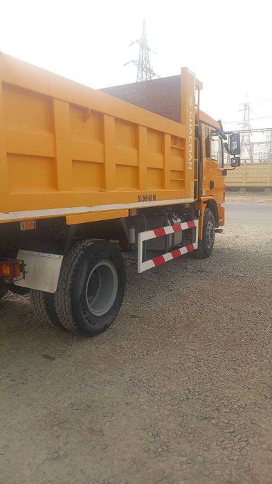 SHACMAN 50 000 $ 33 000 km