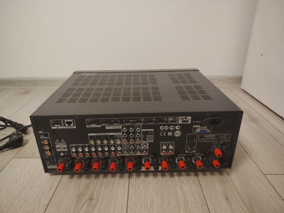 Onkyo Tx-NR 717 -