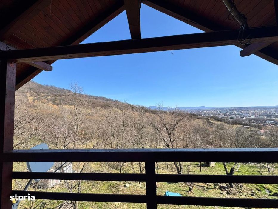 Casa de vanzare, 134 mp, teren 1300 mp, zona Vest