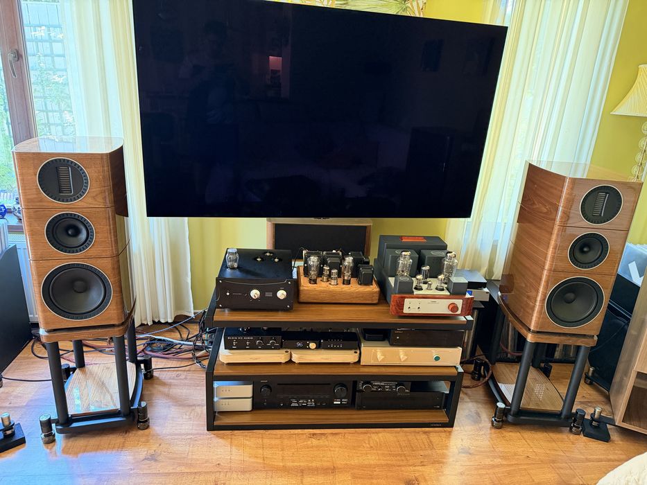 Boxe Wharfedale Elysian 2 Walnut + Standuri Originale
