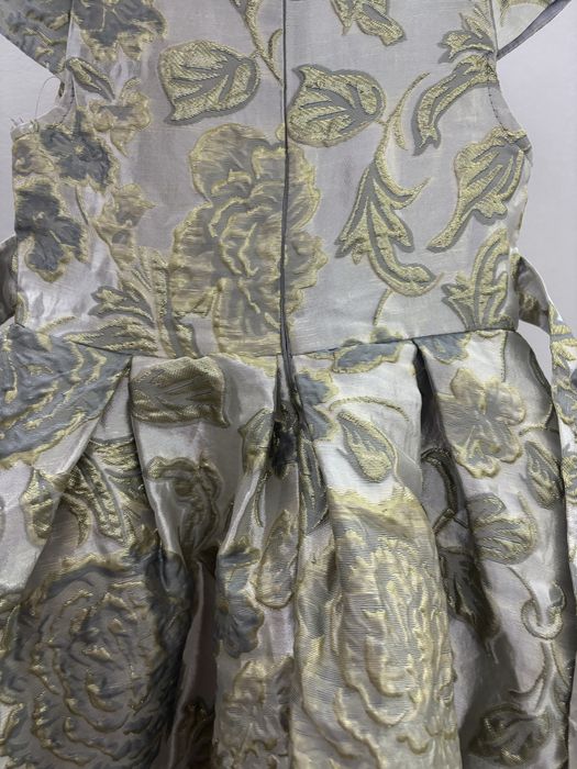 ПРОКАТ платье для девочки