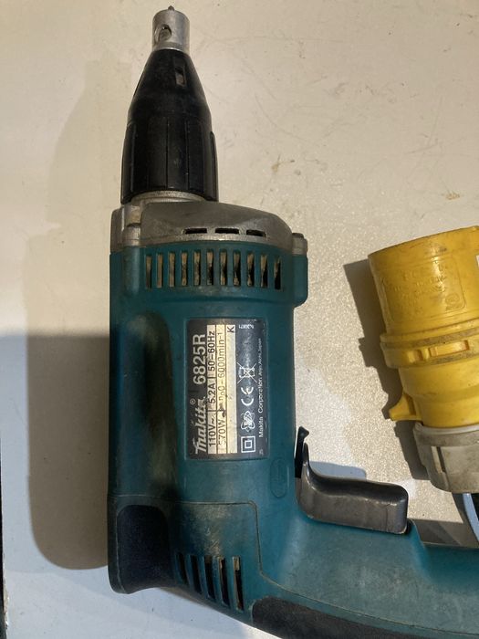 Masina Rigips Makita 6825R 570w Alimentare 110v