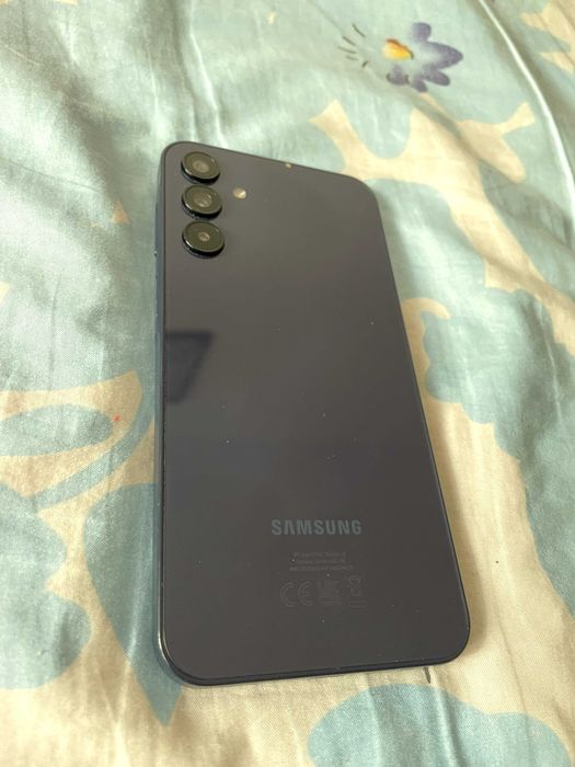 Vând schimb telefon samsung A 15 128g stocare 6 + 4g ram