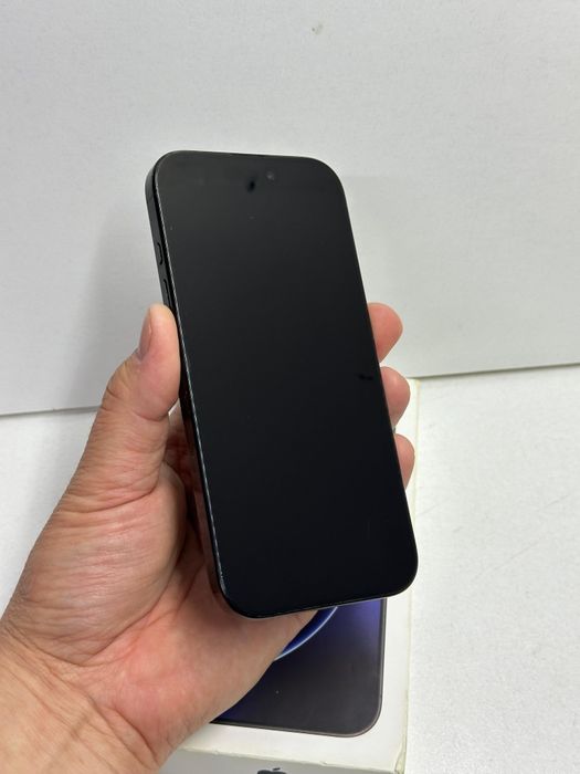 Продам Айфон 16 Про 128г