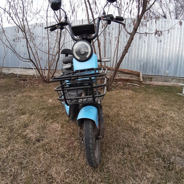 элекстроскутер продам