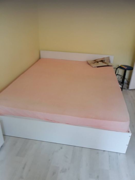 Garsoniera de închiriat