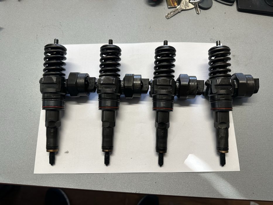 Дюза/дюзи 1.9tdi-115к.с. VW,Seat