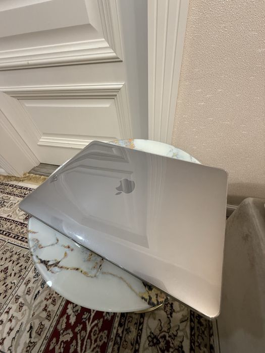 Macbook pro 13 inch M1