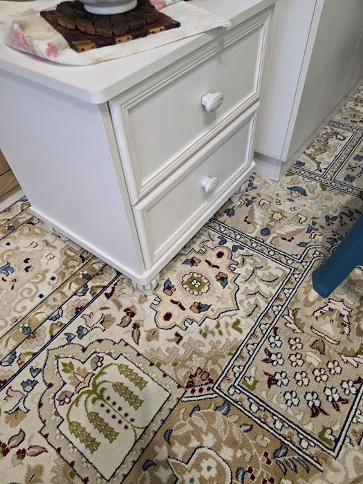 Тумба белая от спального гарнитура, 1 штука