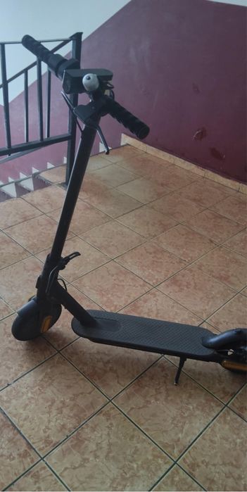 Vand trotineta xiomi 365 esential