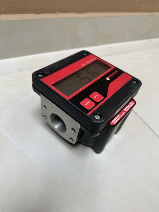 Цифровой счетчик топлива