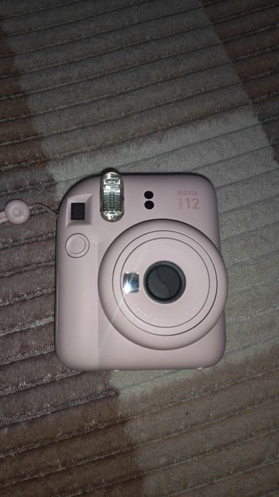 Фотоаппарат instax mini 12