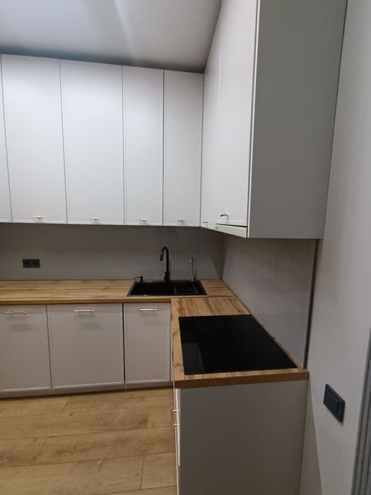 Кухонный гарнитур с техникой