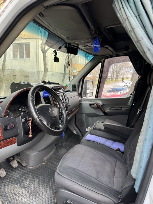Мерцедес спринтер 2.7 cdi