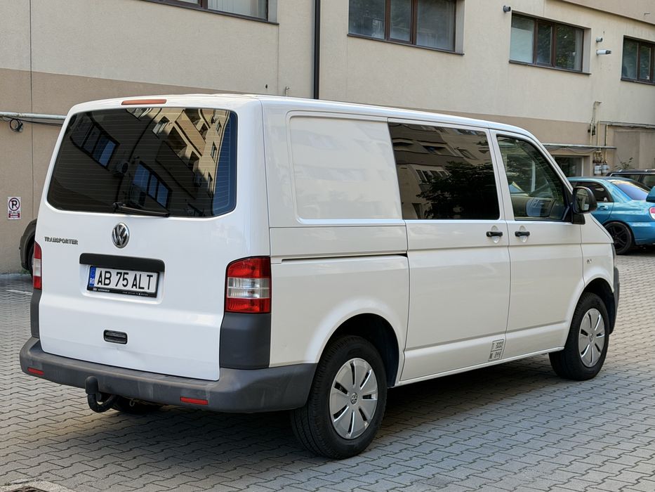 VOLKSWAGEN Transporter 2022 — imagine 3