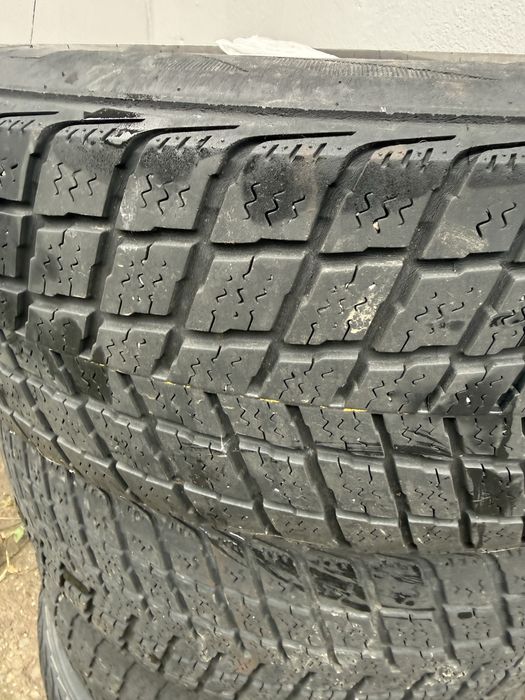 Vand jante cu anvelope iarna 225,65,R17 de mazda cx5