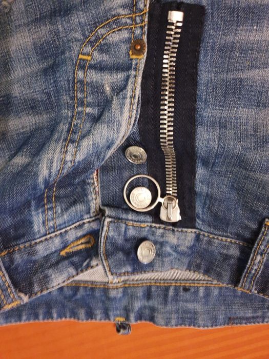 Blugi Dsquared2 Originali albastri marimea 48 s74lb0114