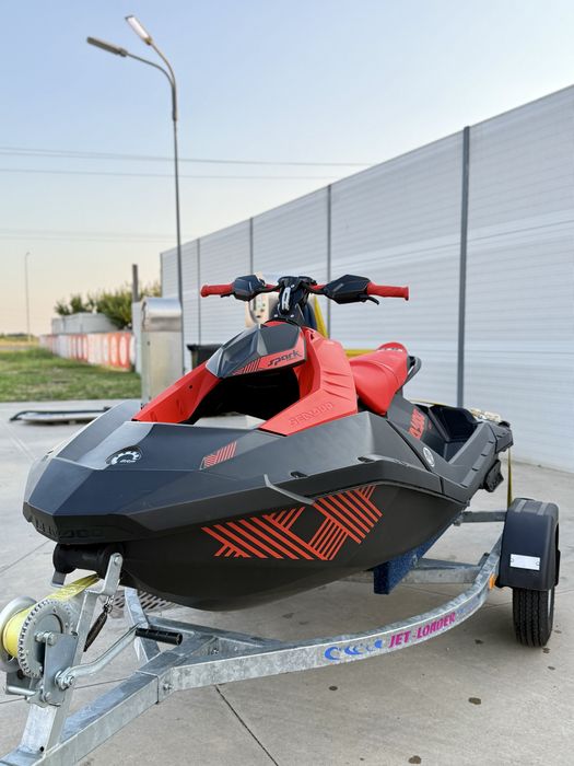 Vand SeaDoo Trixx 3Up 2023, ca nou cu peridoc !