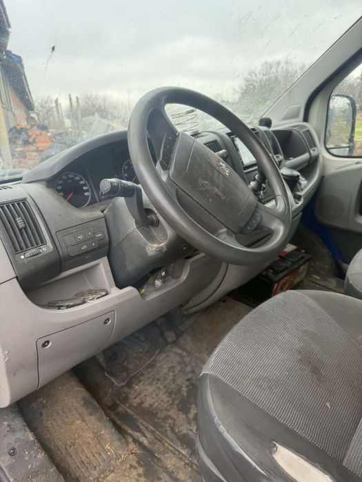 Peugeot boxer 2011 2.2HDI