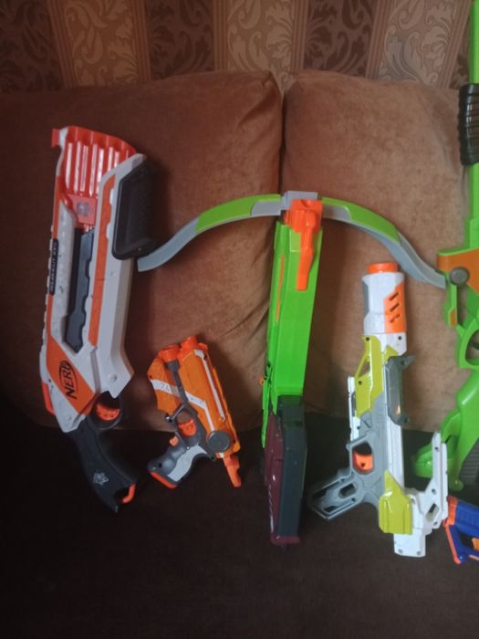 Продам бластеры Nerf