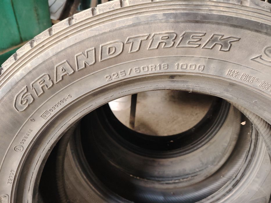 Шины Dunlop 225/60/R18