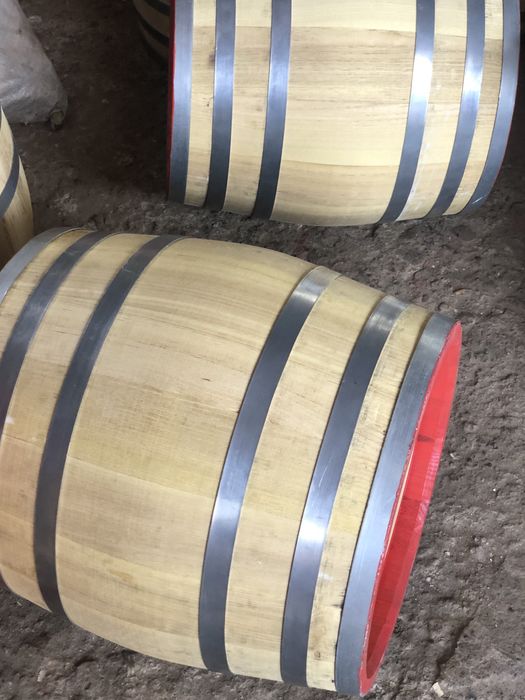 Butoaie din lemn de dud , salcam , stejar