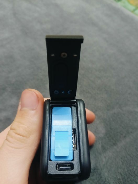 .GoPro 11 black.