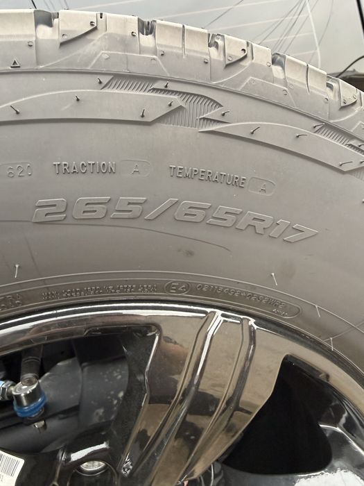 Продам комплект дисков и резины 5 шт